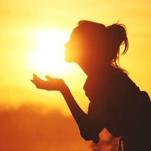 Meet your Posher, Elena - Picture 1 of 17